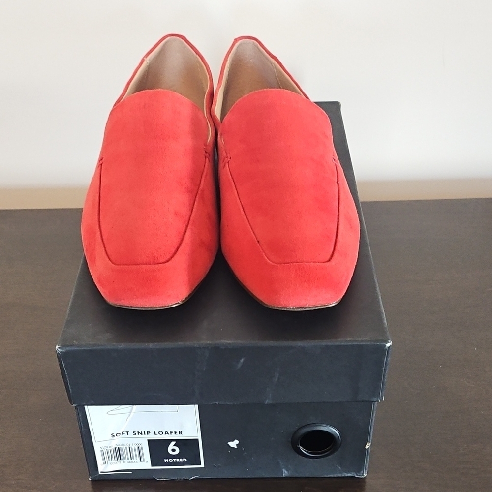 Soft Snip Red Loafers